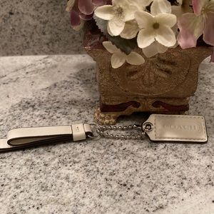 Authentic NEW COACH Leather Hangtag/Strap Handbag Accessory